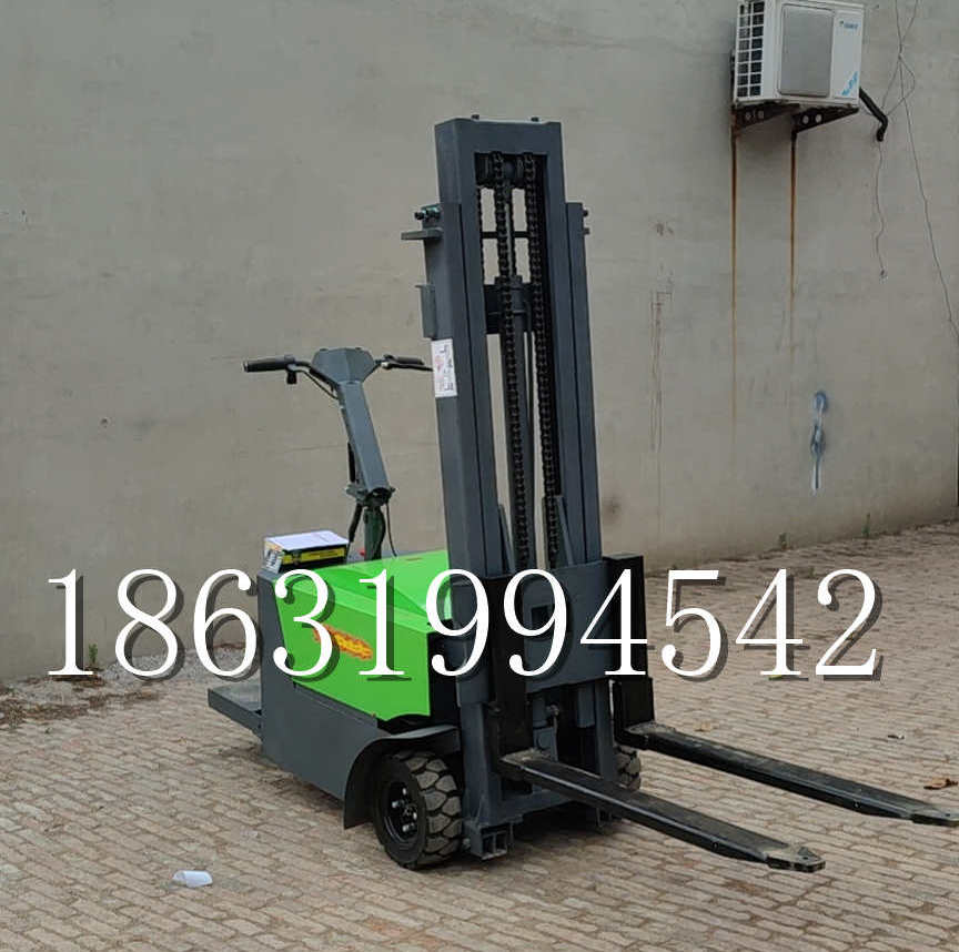 河南蒙古族自治县优程全电动叉车插腿式堆高车液压装卸车1.5吨升高小型站驾式铲车